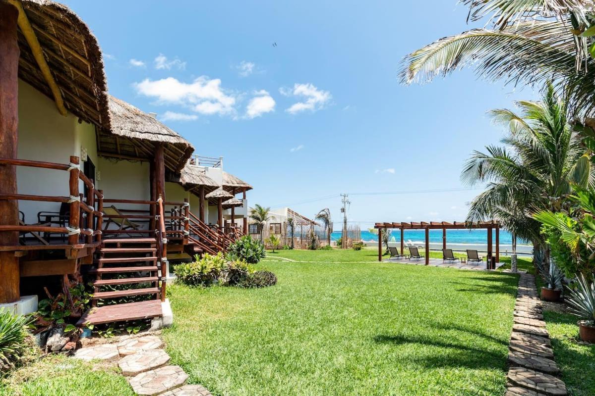 Villa With Ocean View, Pool, Restaurant And Rooftop Isla Mujeres Extérieur photo