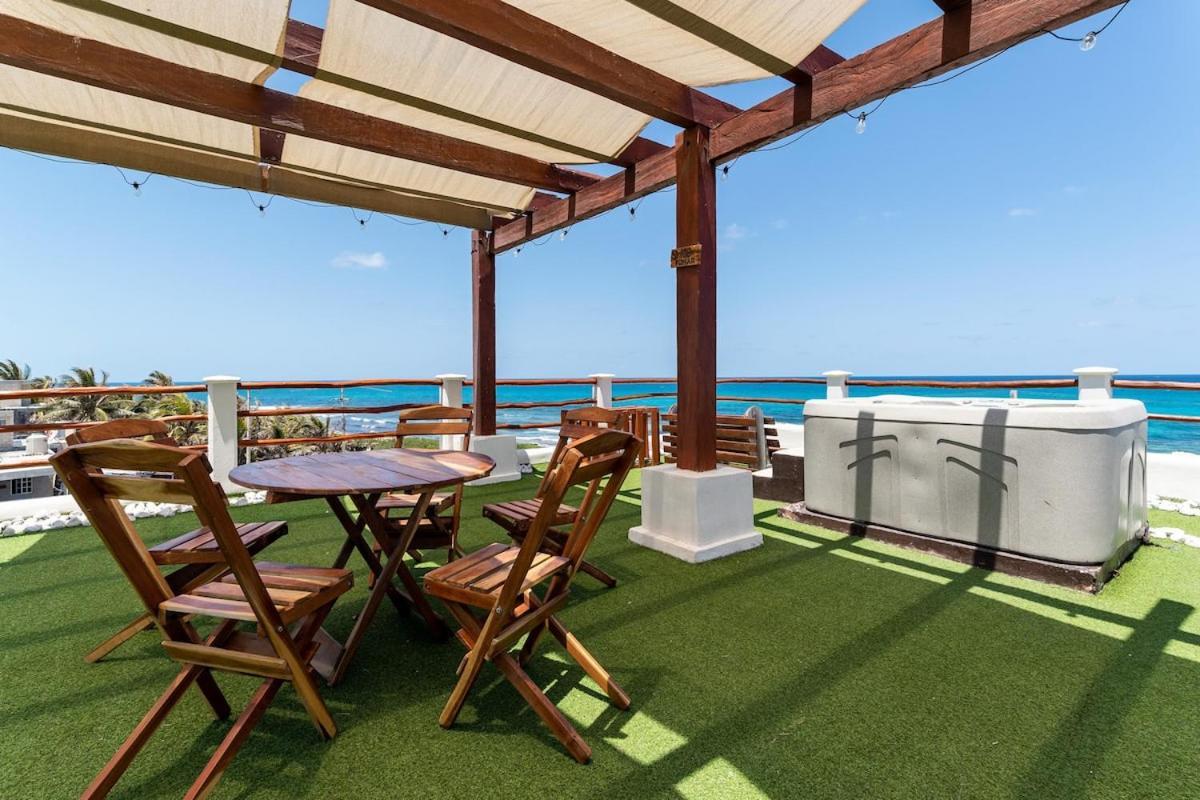 Villa With Ocean View, Pool, Restaurant And Rooftop Isla Mujeres Extérieur photo